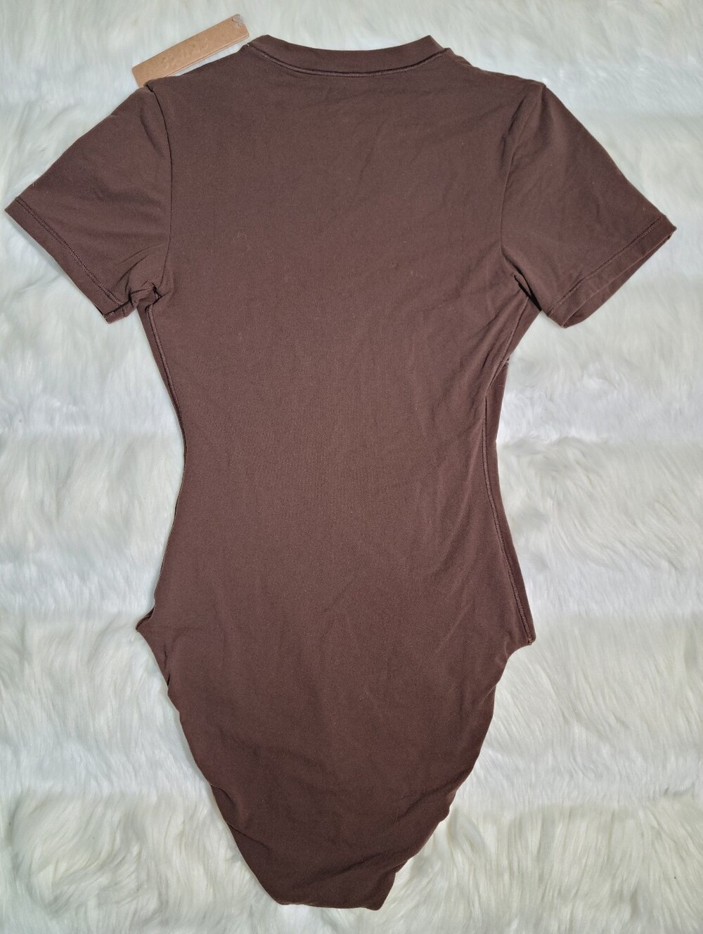 SKIMS Fits Everybody T Shirt Bodysuit Brown Cocoa Women XXS NEW - Picture 2 of 4